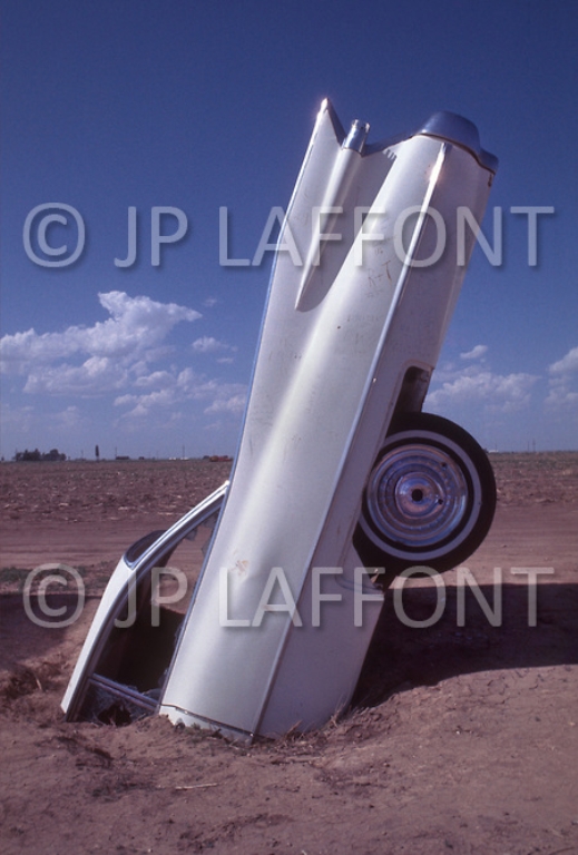 CADILLAC-RANCH-15-LAF160499.jpg